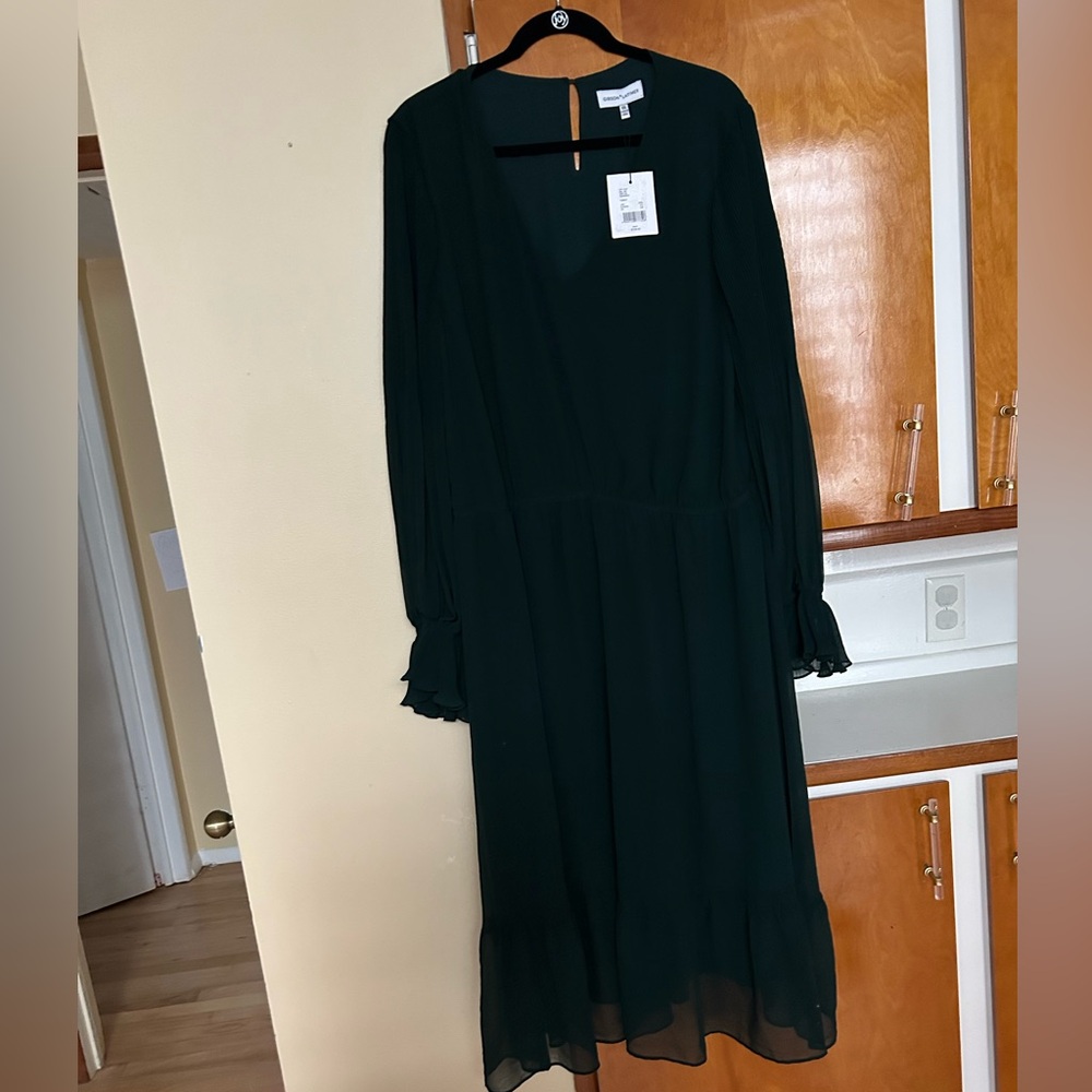 Woman’s XXL dark green Dress